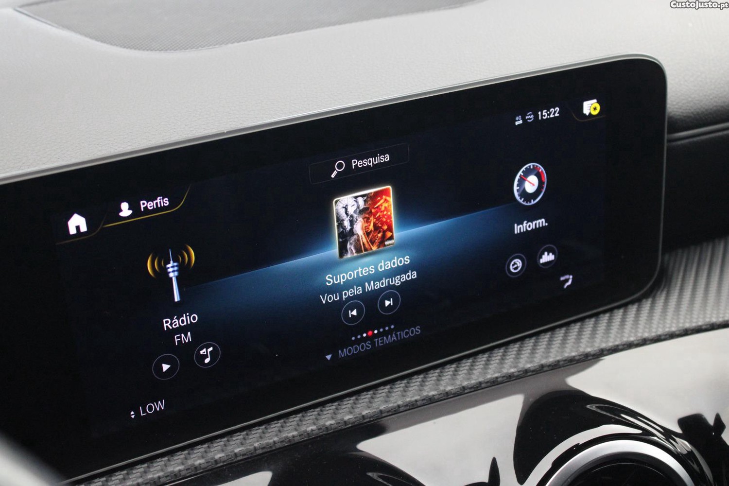 Mercedes-Benz CLA 180 D SHOOTING BRAKE STYLE AUTO — fotografia 32