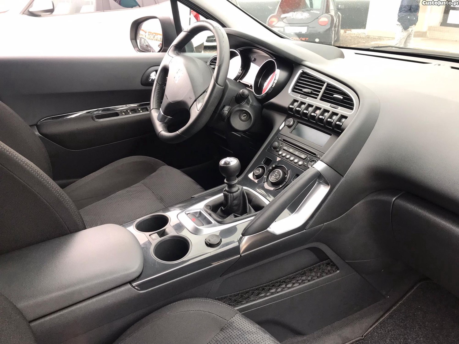 Peugeot 3008 1.6 — fotografia 6