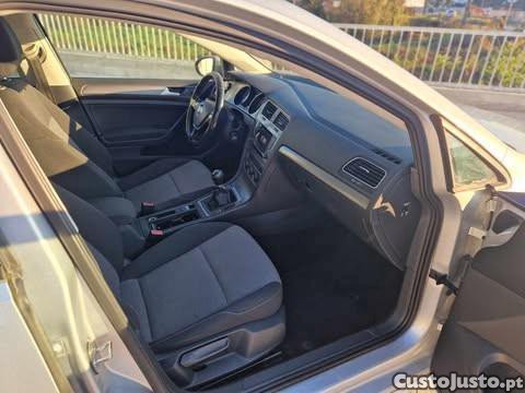 Volkswagen Golf 1.6 TDi GPS Edition — fotografia 8