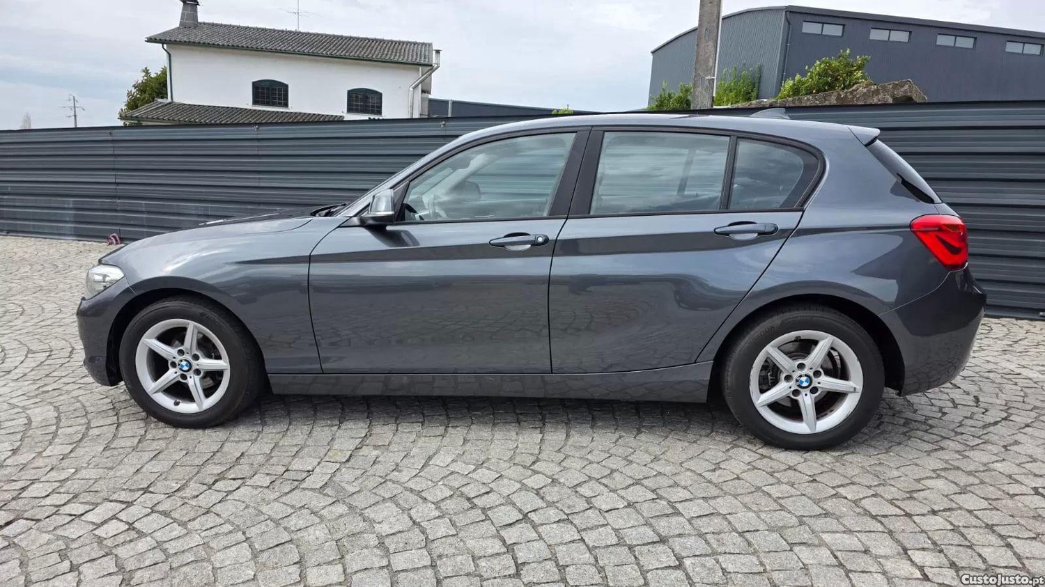 BMW 116 D advantage — fotografia 19