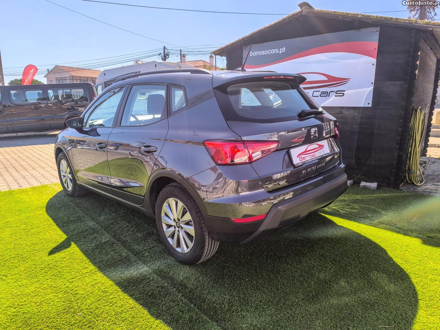 SEAT Arona 1.0 TSI Style — fotografia 8