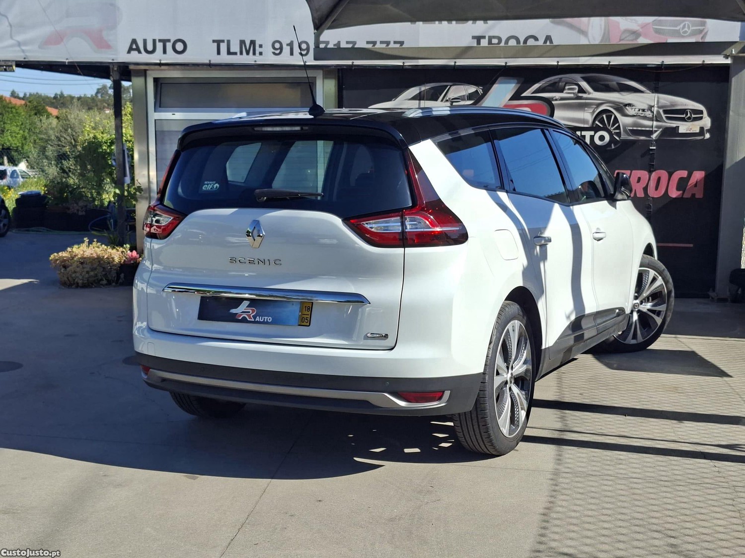 Renault Scénic Hybrid Assist - 18 — photo 3