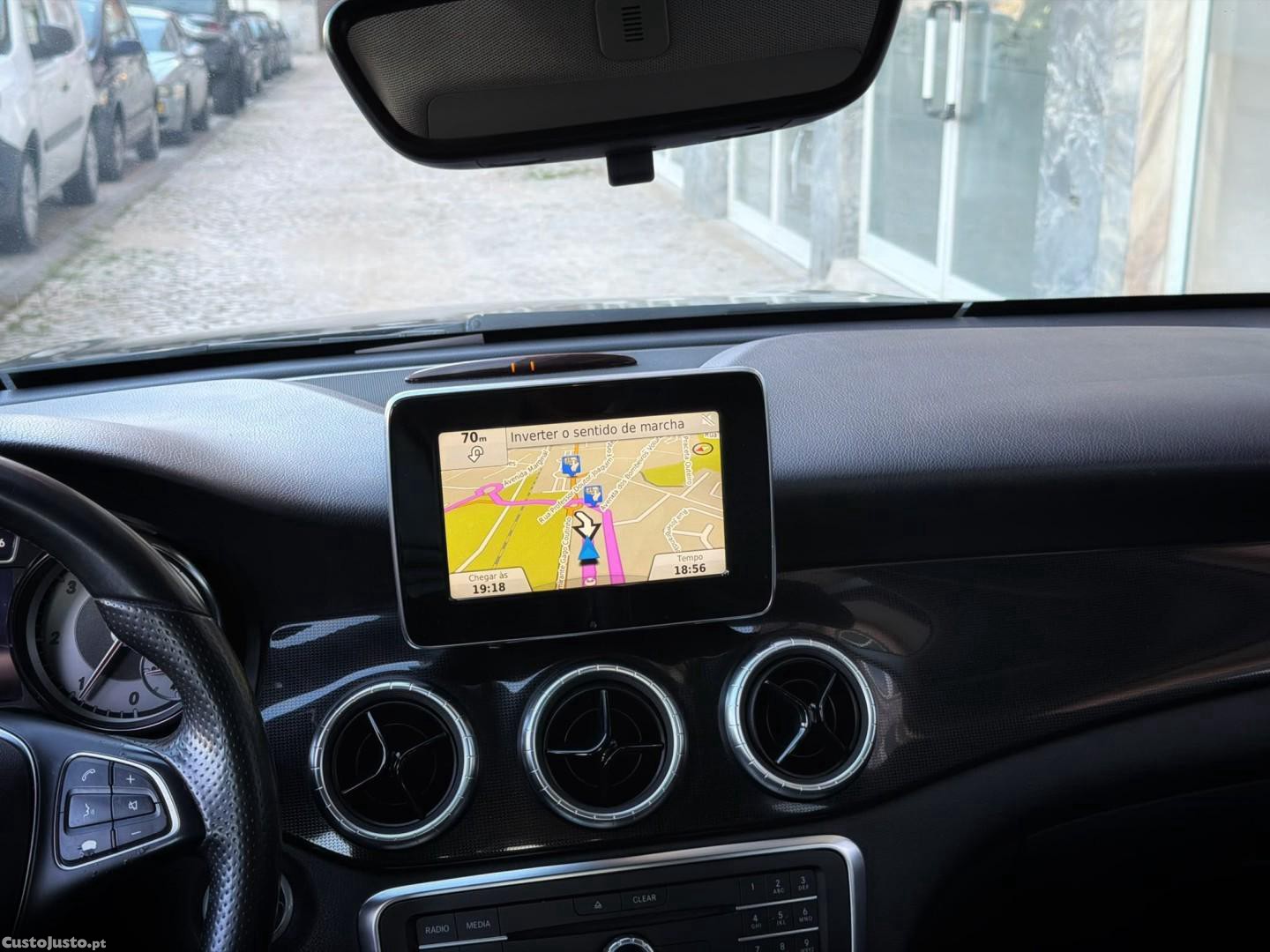 Mercedes-Benz CLA 180 CDi Urban — fotografia 8