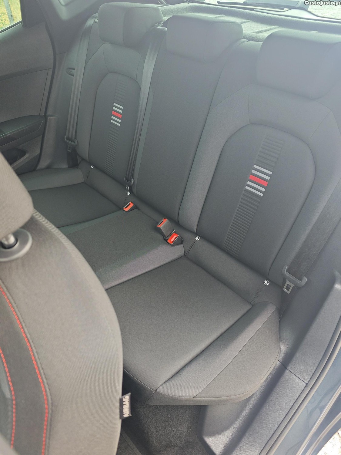 SEAT Ibiza TSI FR EVO — fotografia 4