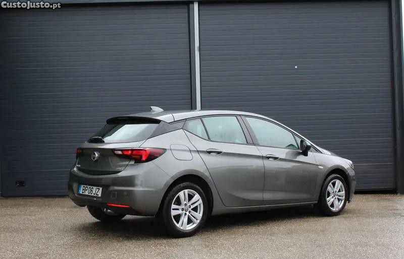 Opel Astra 1.6 CDTI Business Ed - 18 foto 4