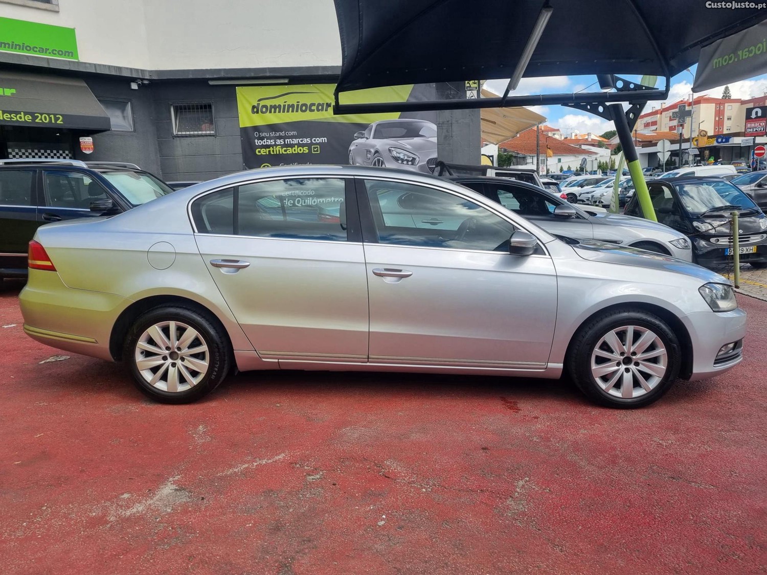 Volkswagen Passat 1.6 TDi BlueMotion — fotografia 6