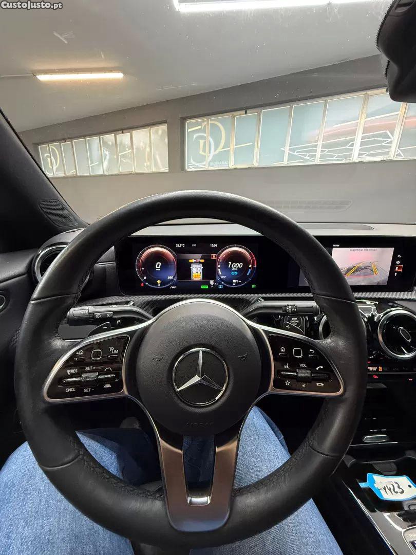 Mercedes-Benz CLA 250 E shooting brake progressive — fotografia 15