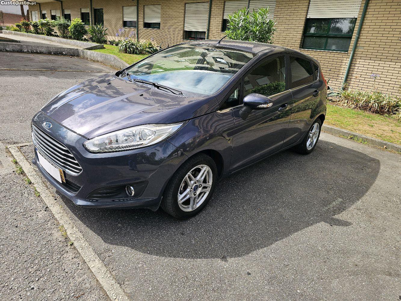 Ford Fiesta 1.0 Gasolina — fotografia 11