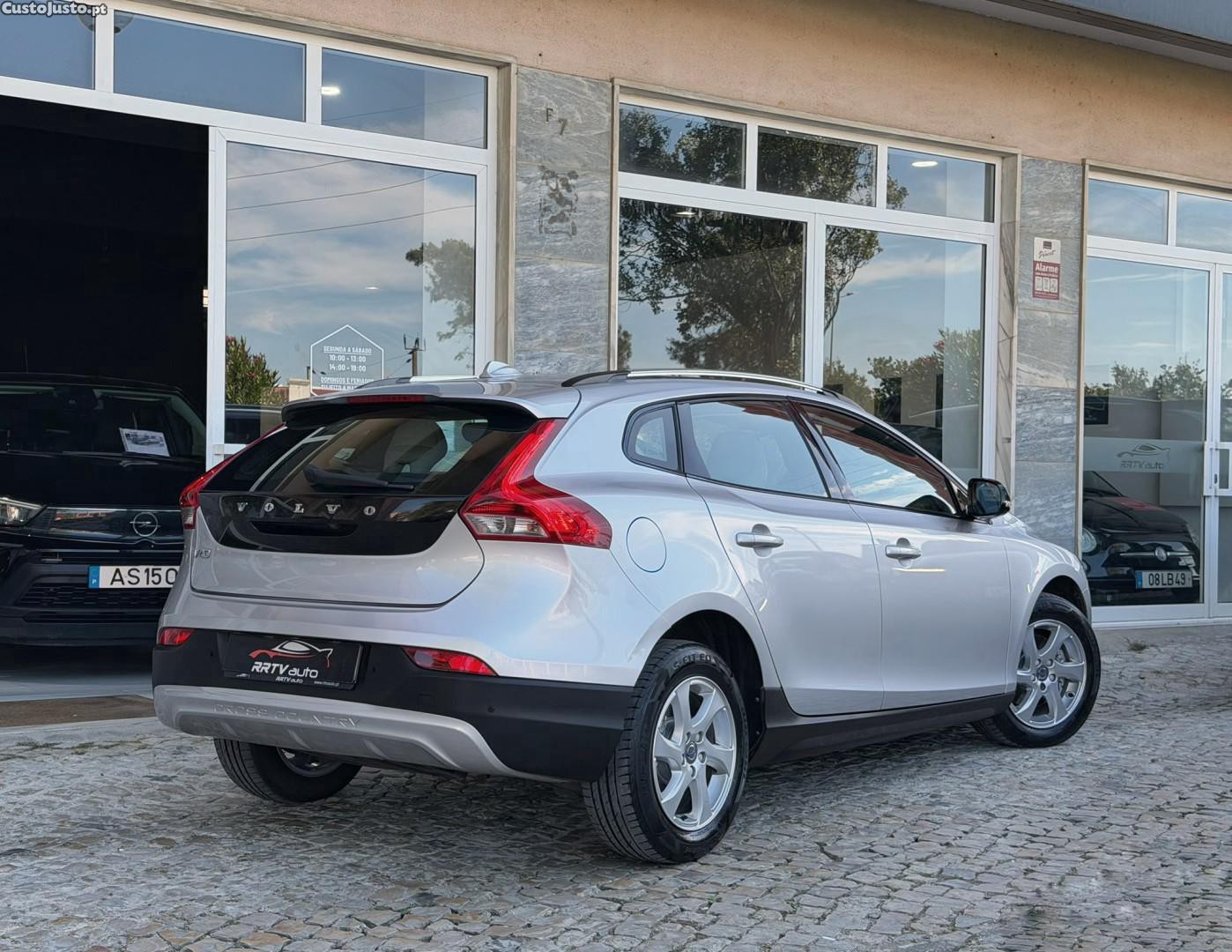 Volvo V40 1.6 D2 Momentum — fotografia 18