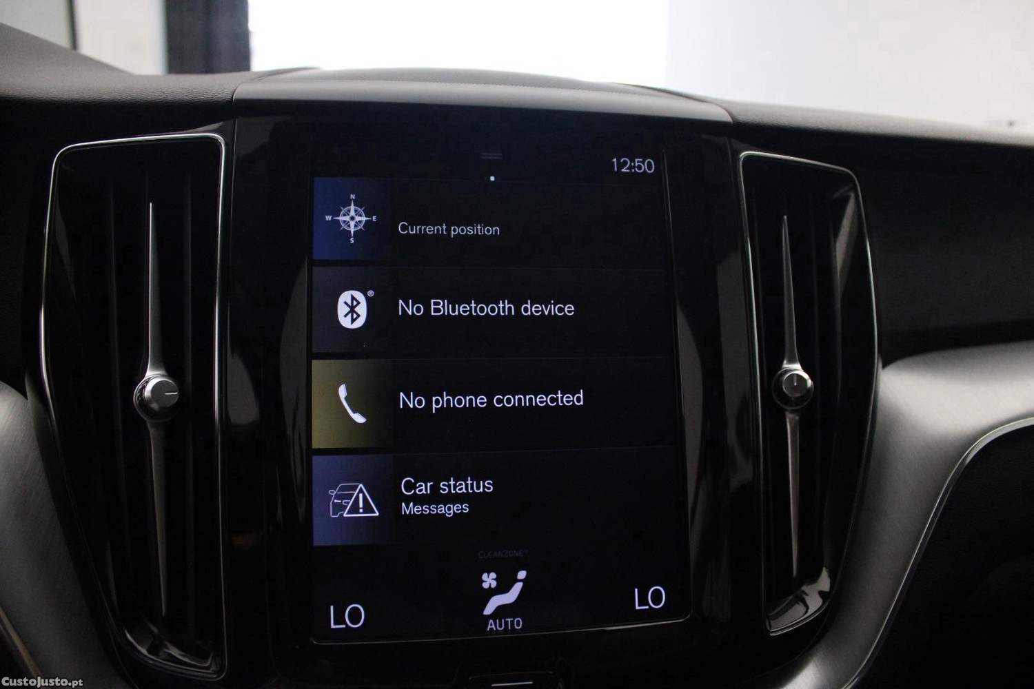 Volvo XC 60 T8 PHEV MOMENTUM PLUS (AUTO) — fotografia 28