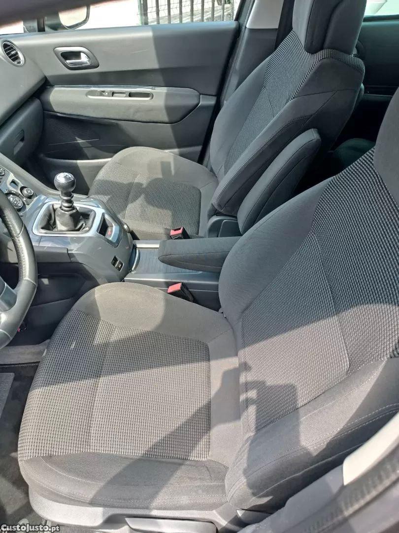 Peugeot 5008 1.6 hdi 7l se style — fotografia 5