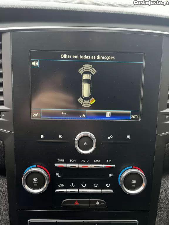 Renault Mégane 1.5 blue dci limited — fotografia 11