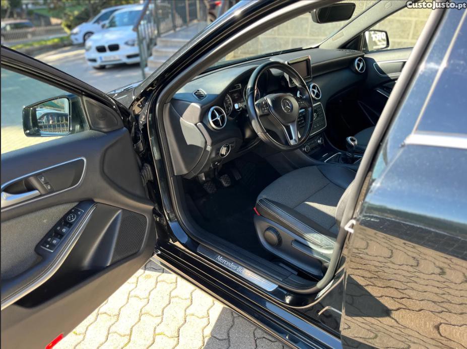 Mercedes-Benz A 160 CDi BlueEfficiency Style — fotografia 8
