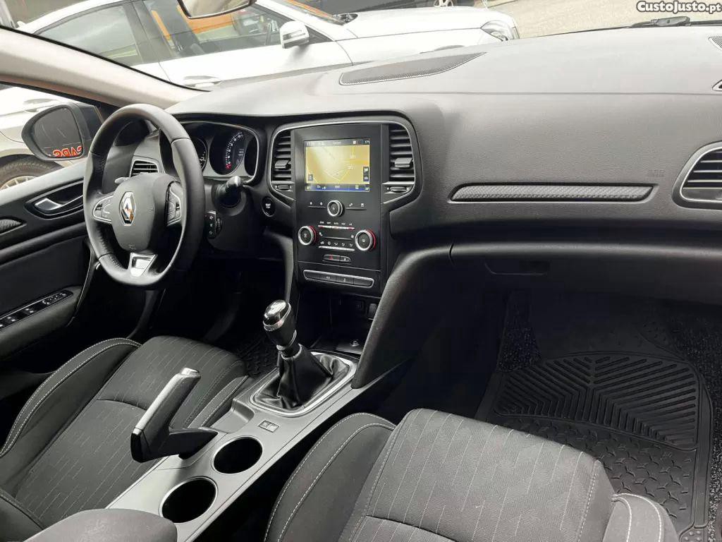 Renault Mégane 1.5 blue dci limited — fotografia 5