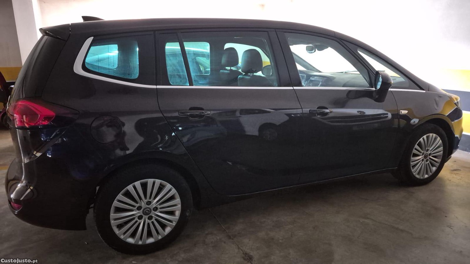 Opel Zafira Tourer — fotografia 7