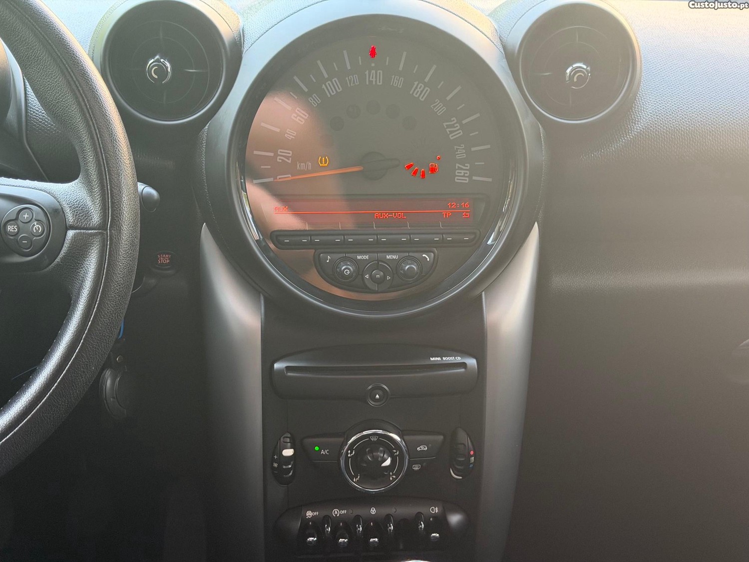 MINI Countryman One — fotografia 14