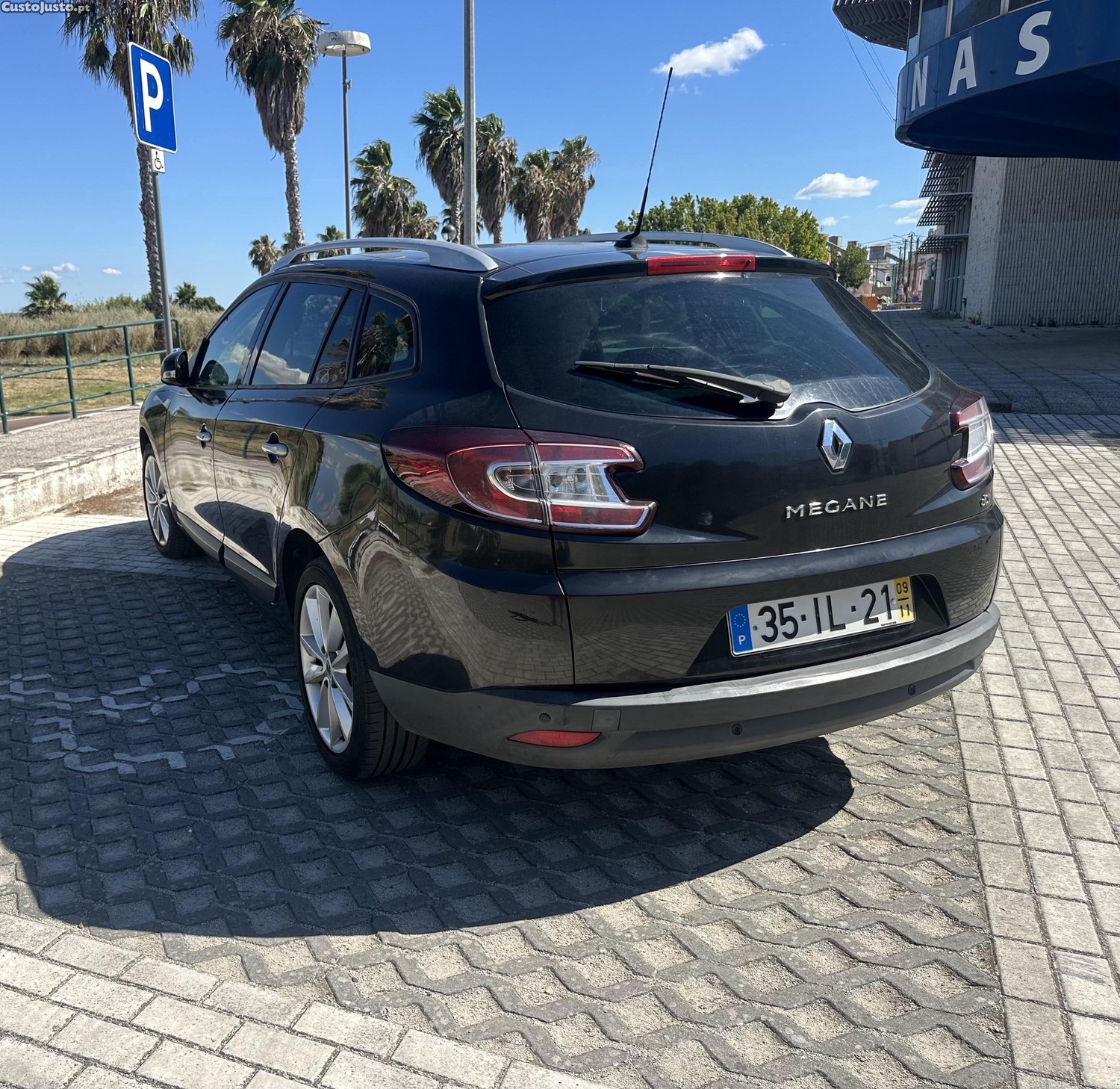 Renault Mégane 1.5Dci — fotografia 11