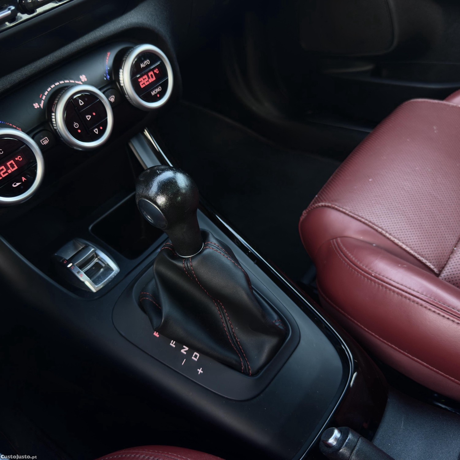 Alfa Romeo Giulietta 2.0JTDM 170cv — fotografia 8