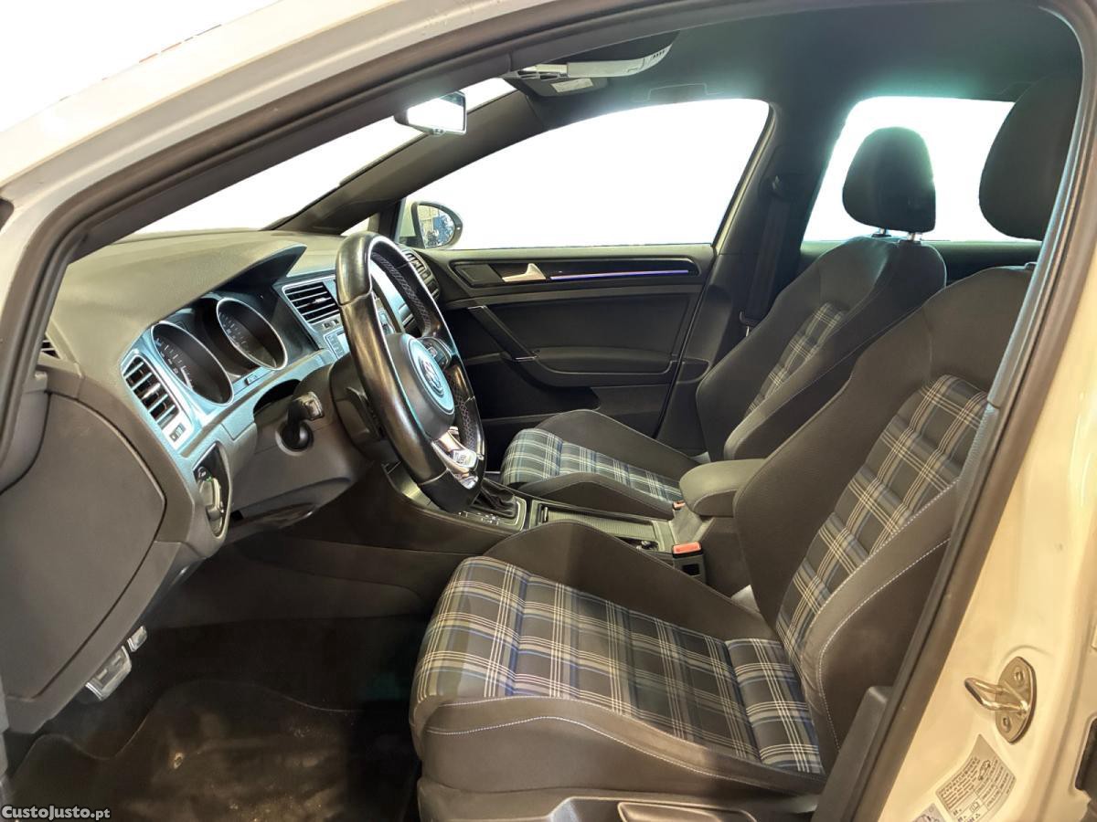 Volkswagen Golf 1.4 TSI Hybrid GTE dsg6 — fotografia 9