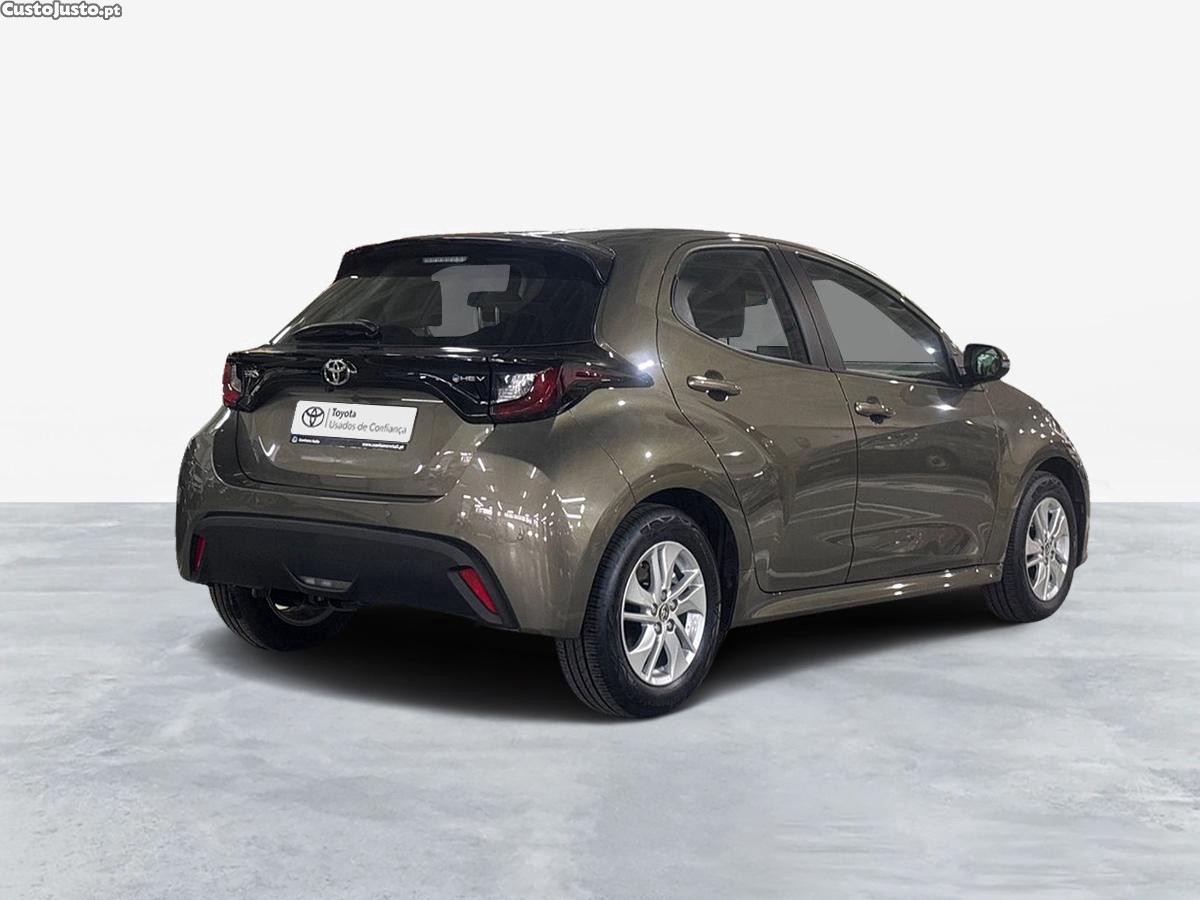 Toyota Yaris 1.5 HDF Comfort Plus — fotografia 3