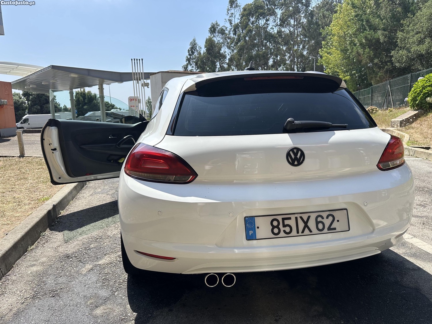 Volkswagen Scirocco 2.0 TDI — fotografia 8