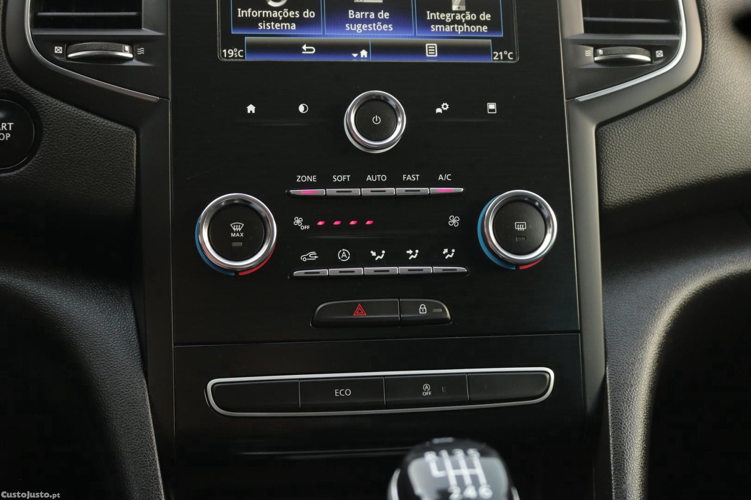 Renault Mégane Sport Tourer 1.5 Blue DCI Limited 115cv — fotografia 9