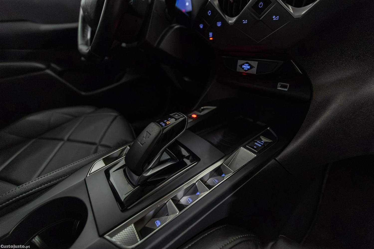 DS 3 3 E-Tense SE Connected Chic — fotografia 4