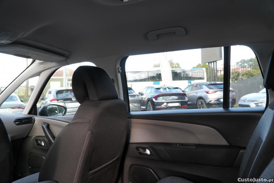 Citroën C4 Spacetourer 1.2 PureTech Feel — fotografia 11
