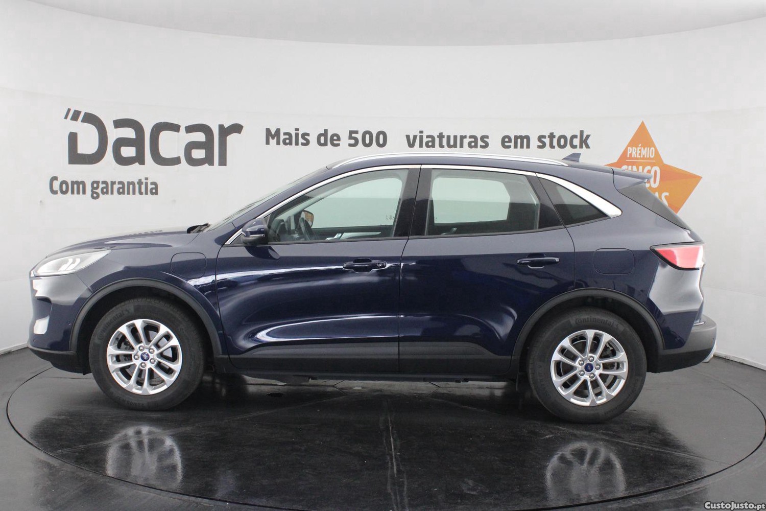 Ford Kuga 2.5 P-HEV TITANIUM (AUTO) — fotografia 31
