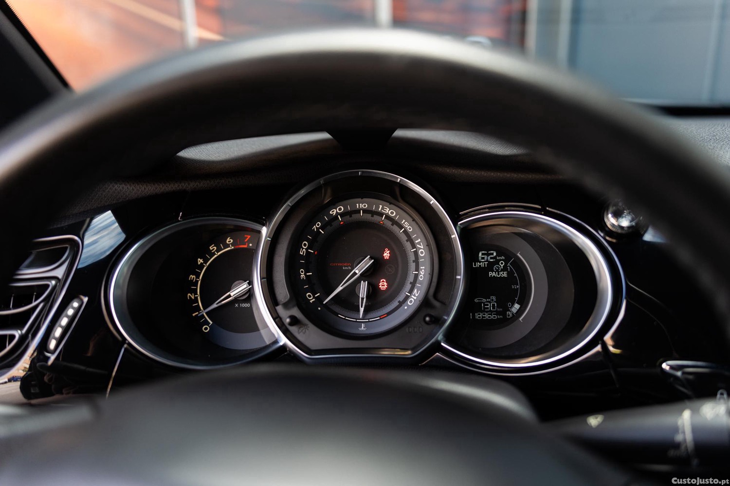 Citroën DS3 Cabrio 1.2 VTi Chic — fotografia 13
