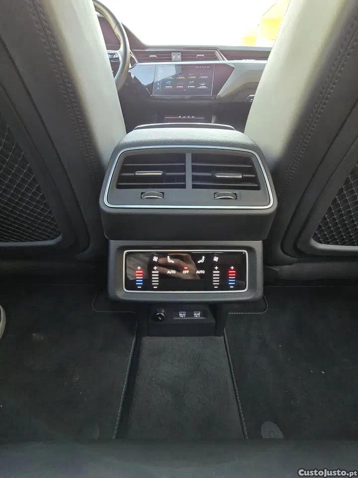 Audi e-tron Sportback 55 — fotografia 5