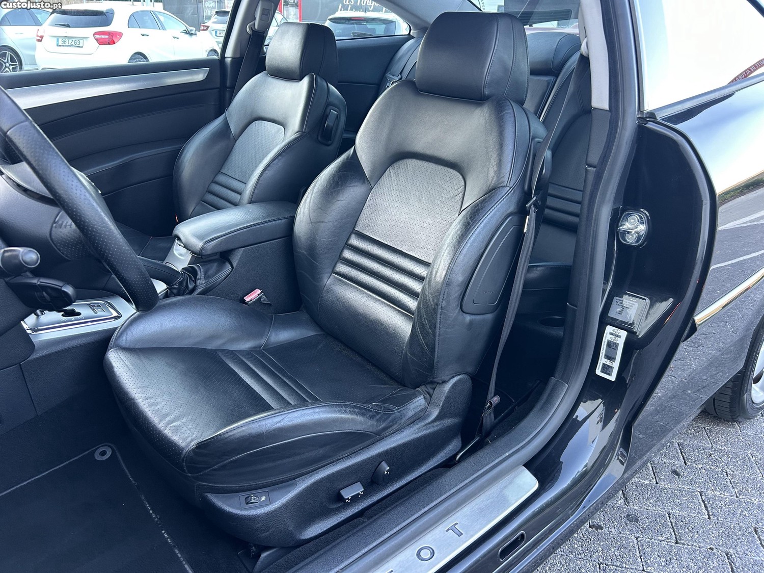 Peugeot 407 Coupe 2.7 hdi v6 — fotografia 5