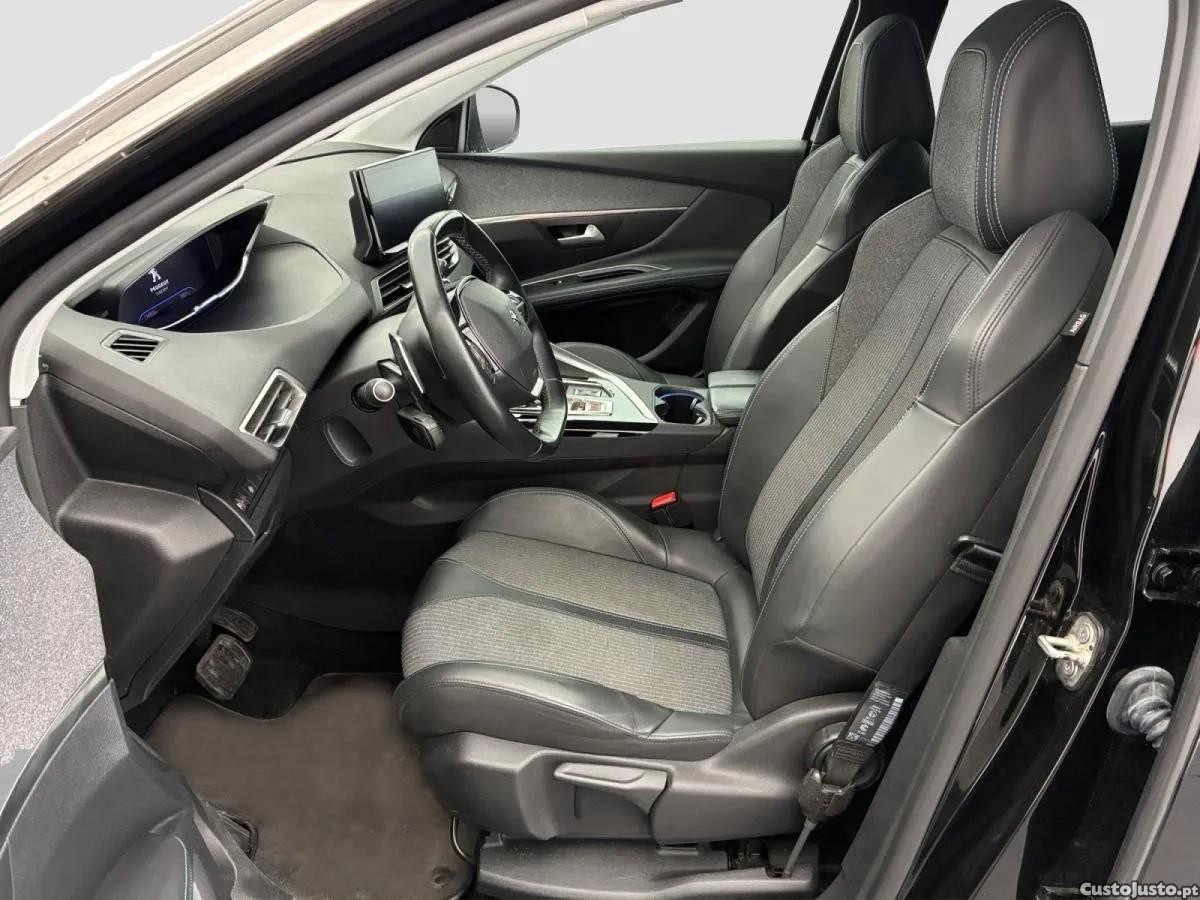 Peugeot 3008 1.2 PureTech Allure Pack EAT8 — fotografia 2
