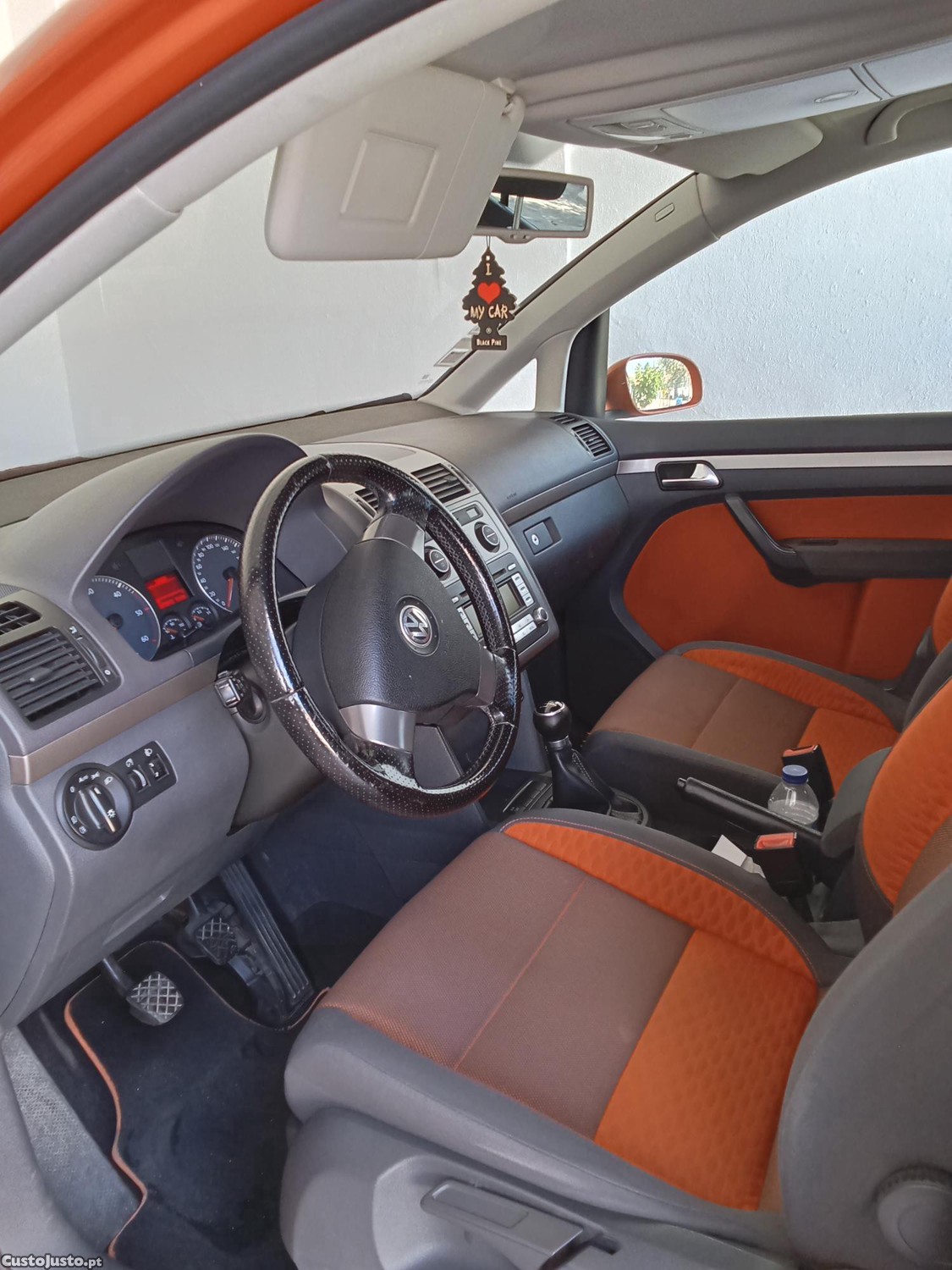 Volkswagen Touran Cross — fotografia 8