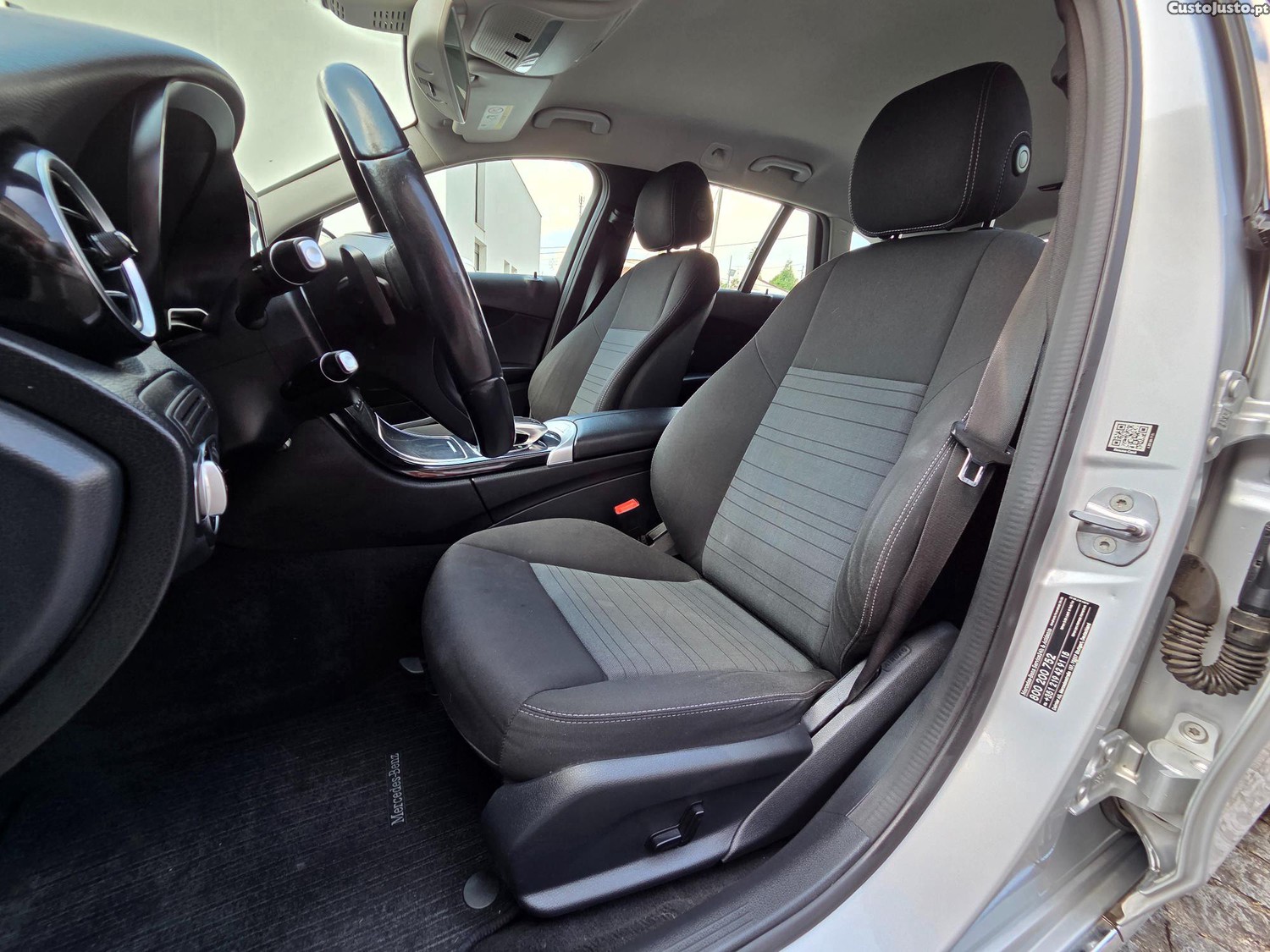 Mercedes-Benz C 200 BlueTEC Exclusive Aut. — fotografia 4