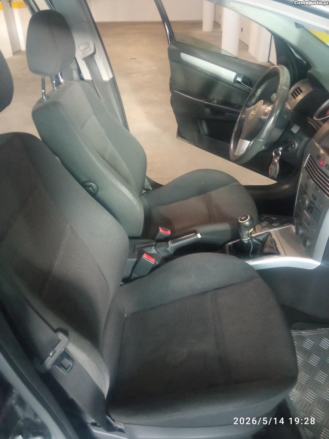 Opel Astra H CDTI — fotografia 3