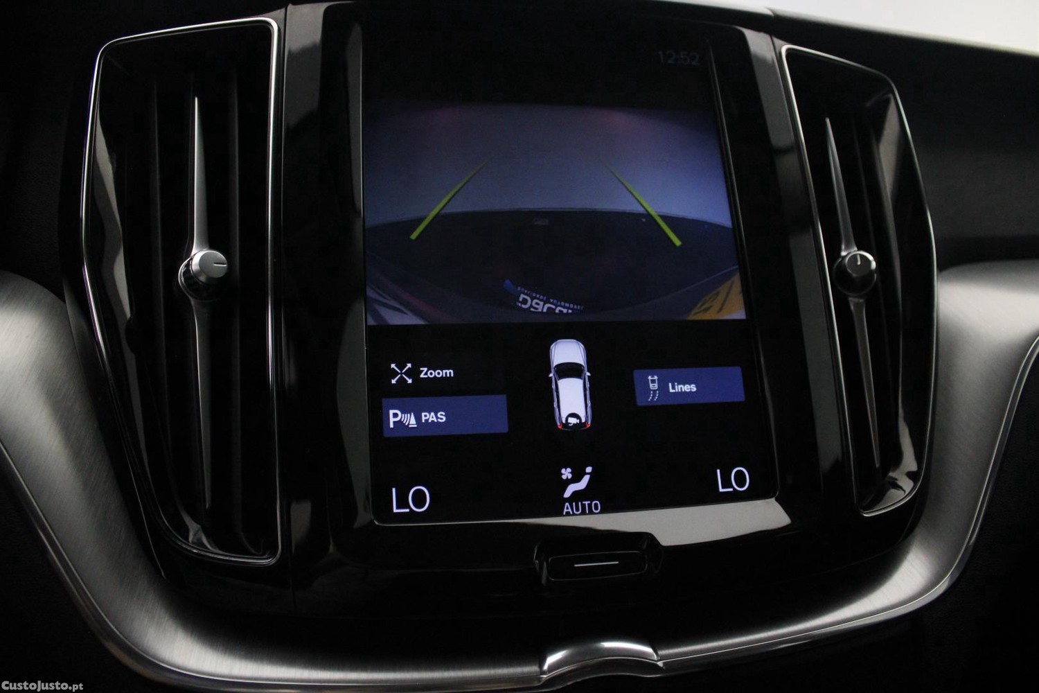 Volvo XC 60 T8 PHEV MOMENTUM PLUS (AUTO) — fotografia 21