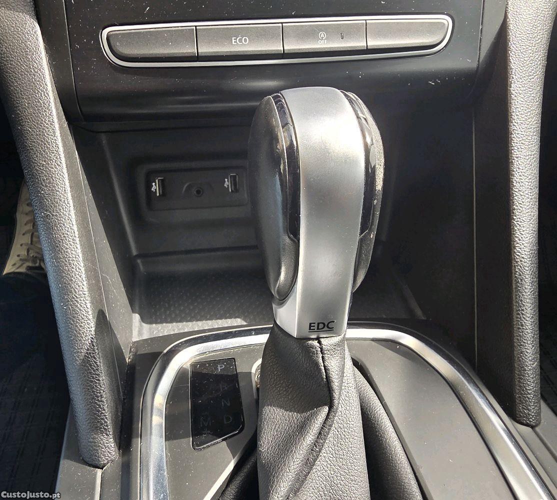 Renault Mégane 1.5 dci Automático — fotografia 4