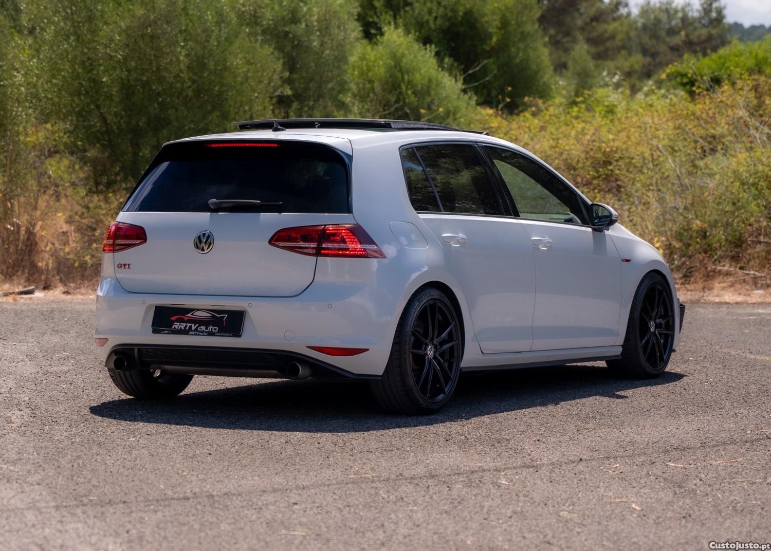 Volkswagen Golf 2.0 TSi GTi DSG Performance — fotografia 17
