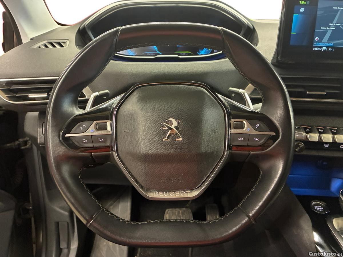 Peugeot 3008 1.6 Hybrid Allure Pack e-EAT8 — fotografia 3