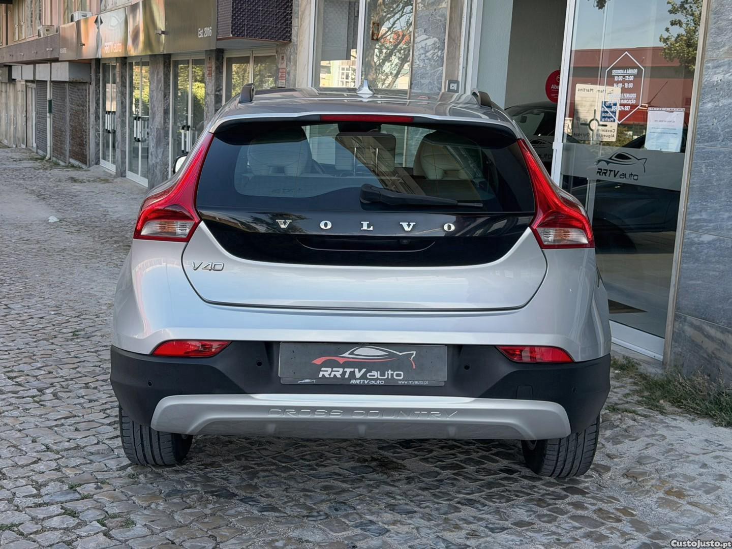 Volvo V40 1.6 D2 Momentum — fotografia 14