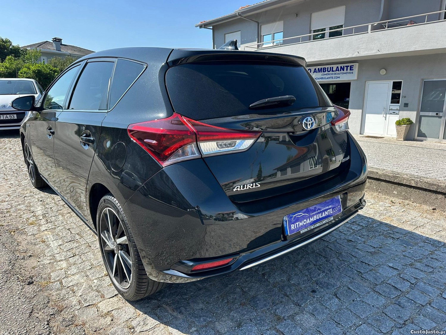 Toyota Auris 1.8 HSD Exclusive+Navi — fotografia 18