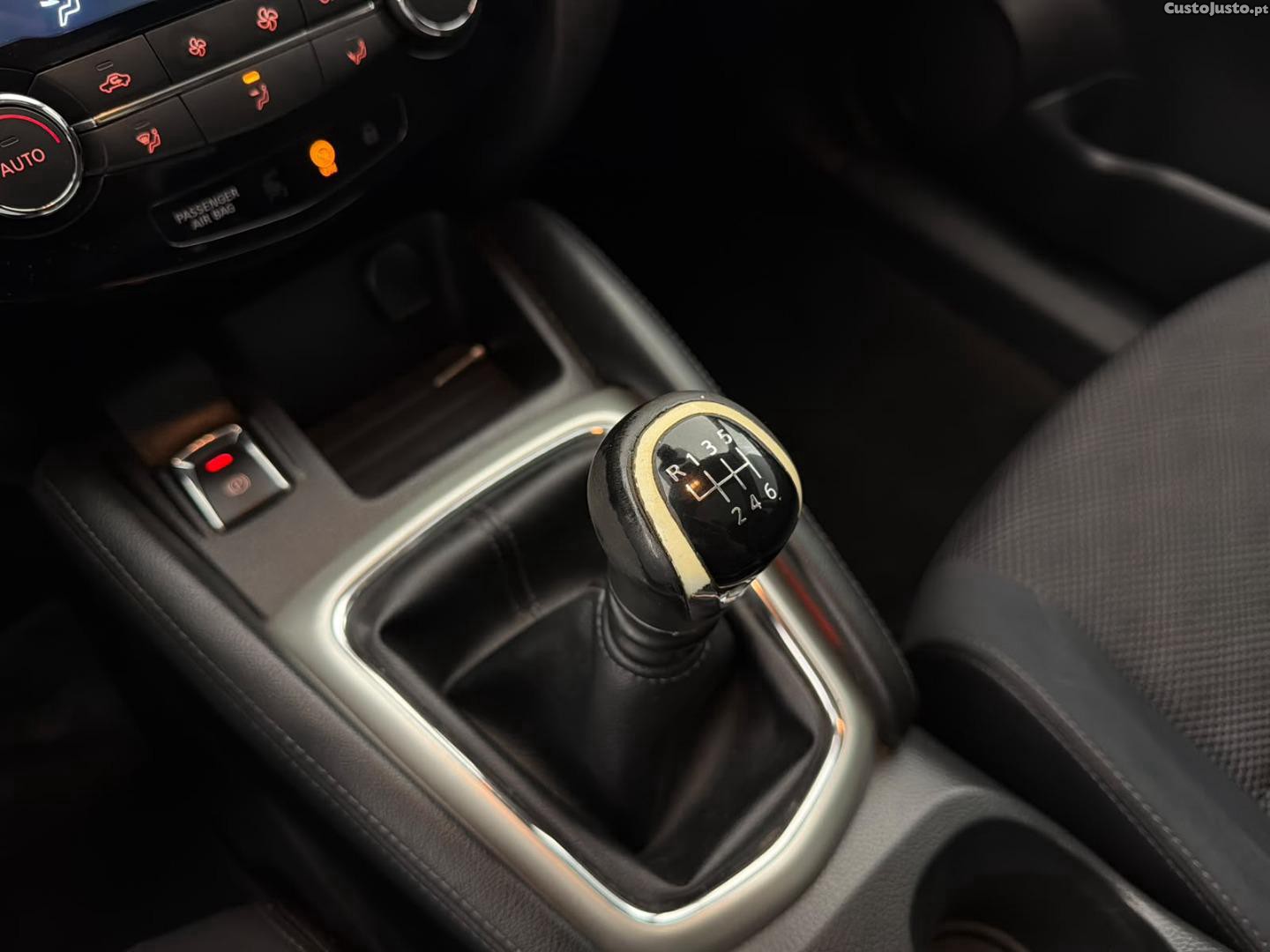 Nissan Qashqai 1.5DCI 5P — fotografia 8