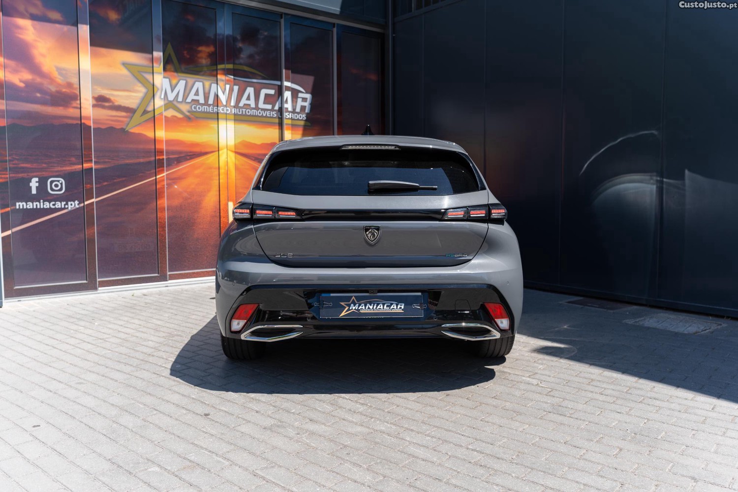 Peugeot 308 1.6 Hybrid Allure Pack e-EAT8 — fotografia 18