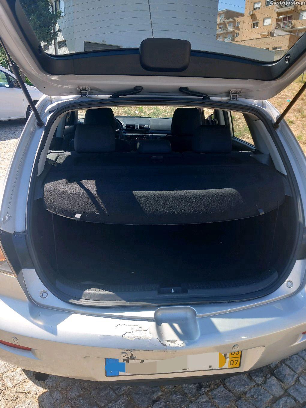 Mazda 3 1. gasolina — fotografia 4