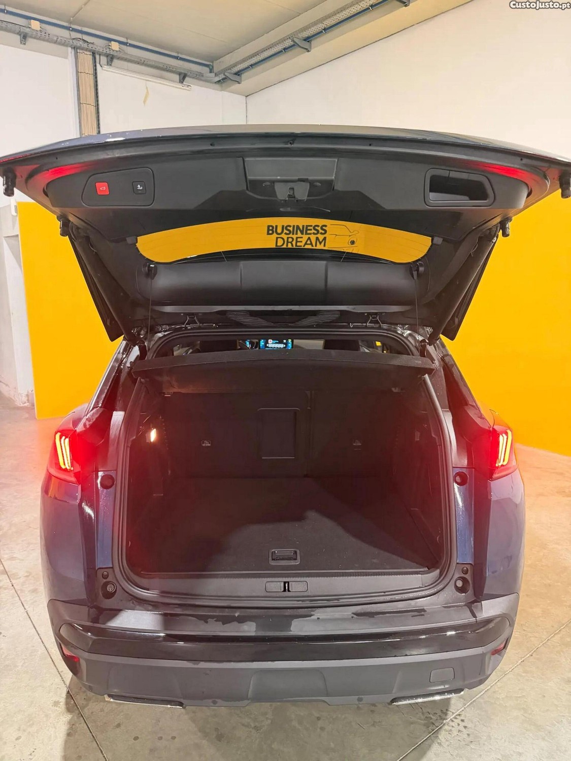 Peugeot 3008 1.6 Hybrid Allure Pack e-EAT8 — fotografia 6
