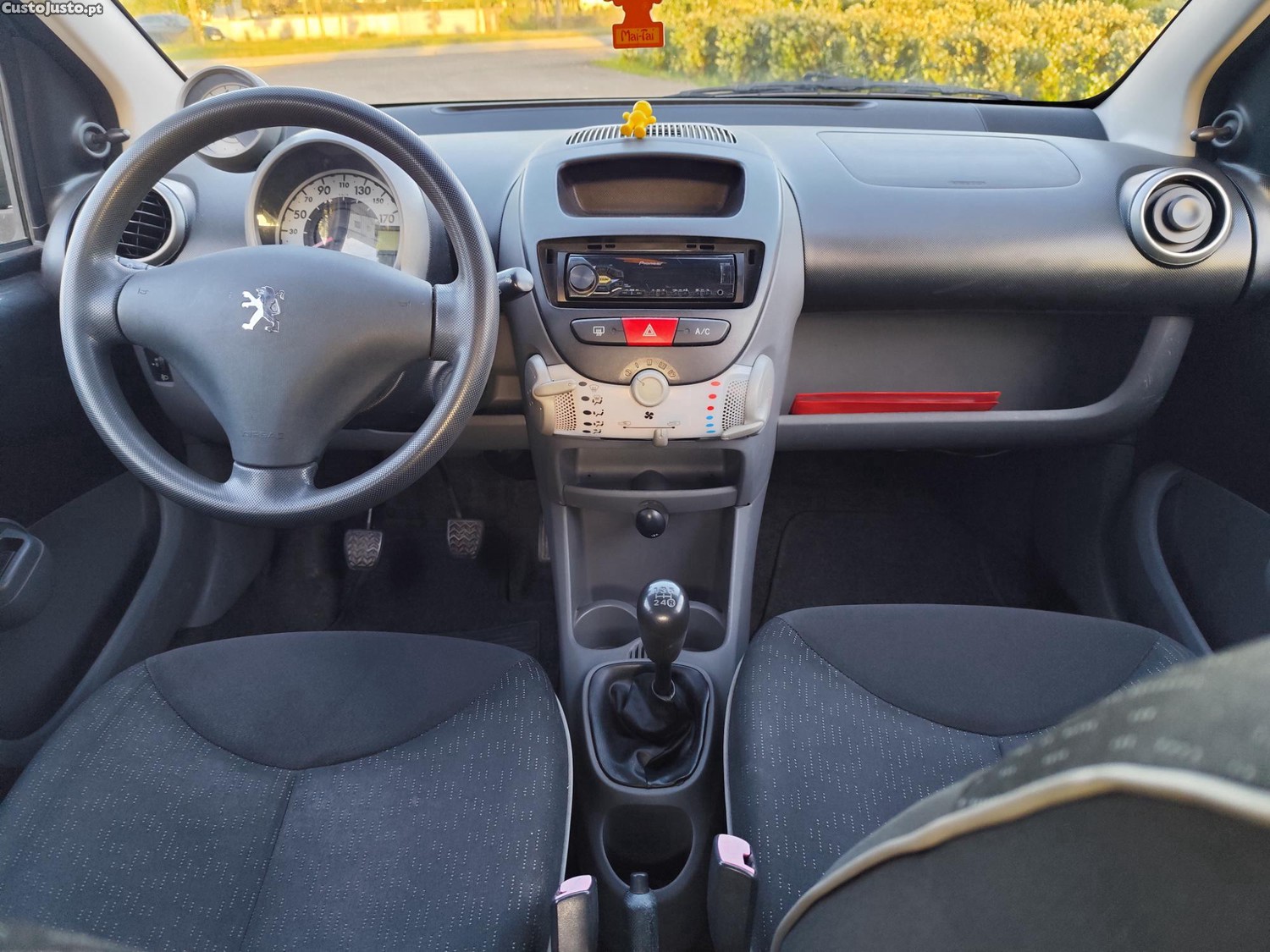 Peugeot 107 1.0C/AC — fotografia 2