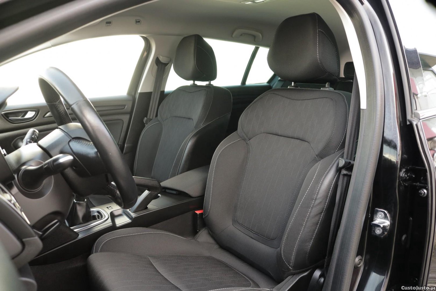 Renault Mégane Sport Tourer 1.5 Blue DCI Limited 115cv — fotografia 43