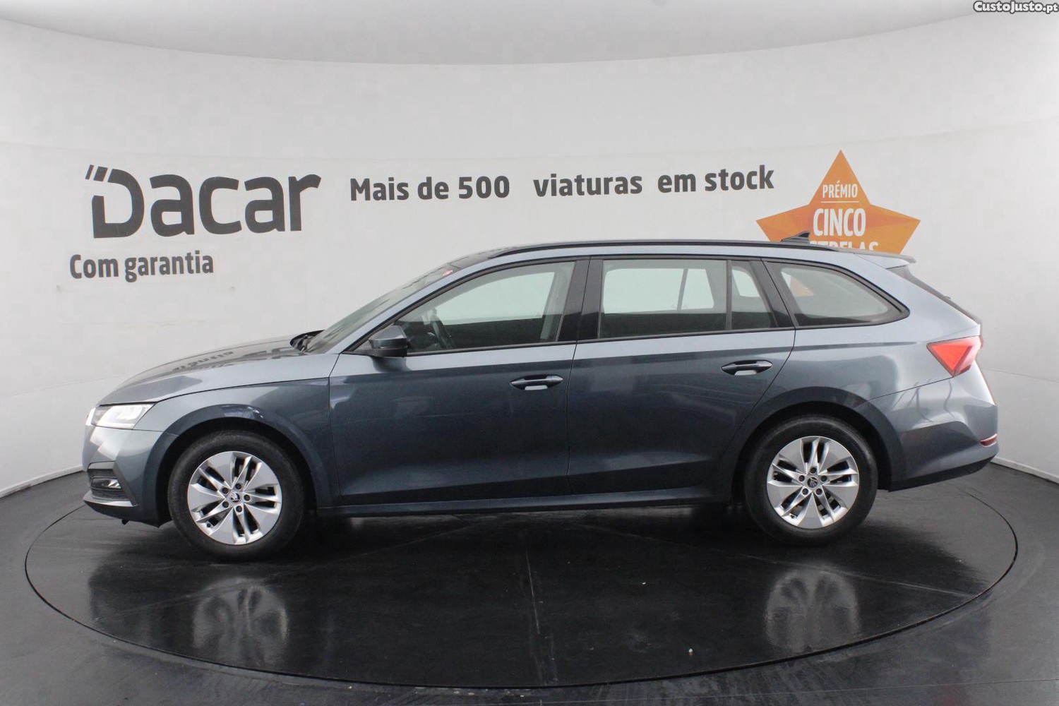 Skoda Octavia BREAK 2.0 TDI AMBITION — fotografia 28