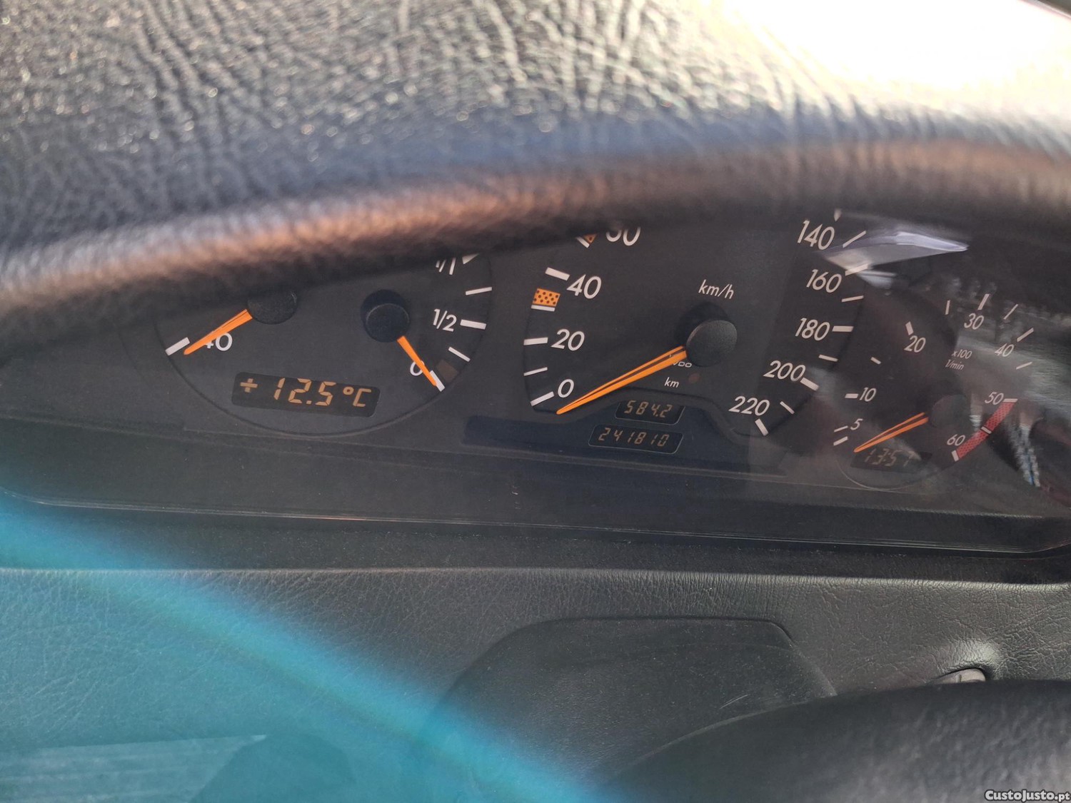 Mercedes-Benz C 220 4 portas — photo 5